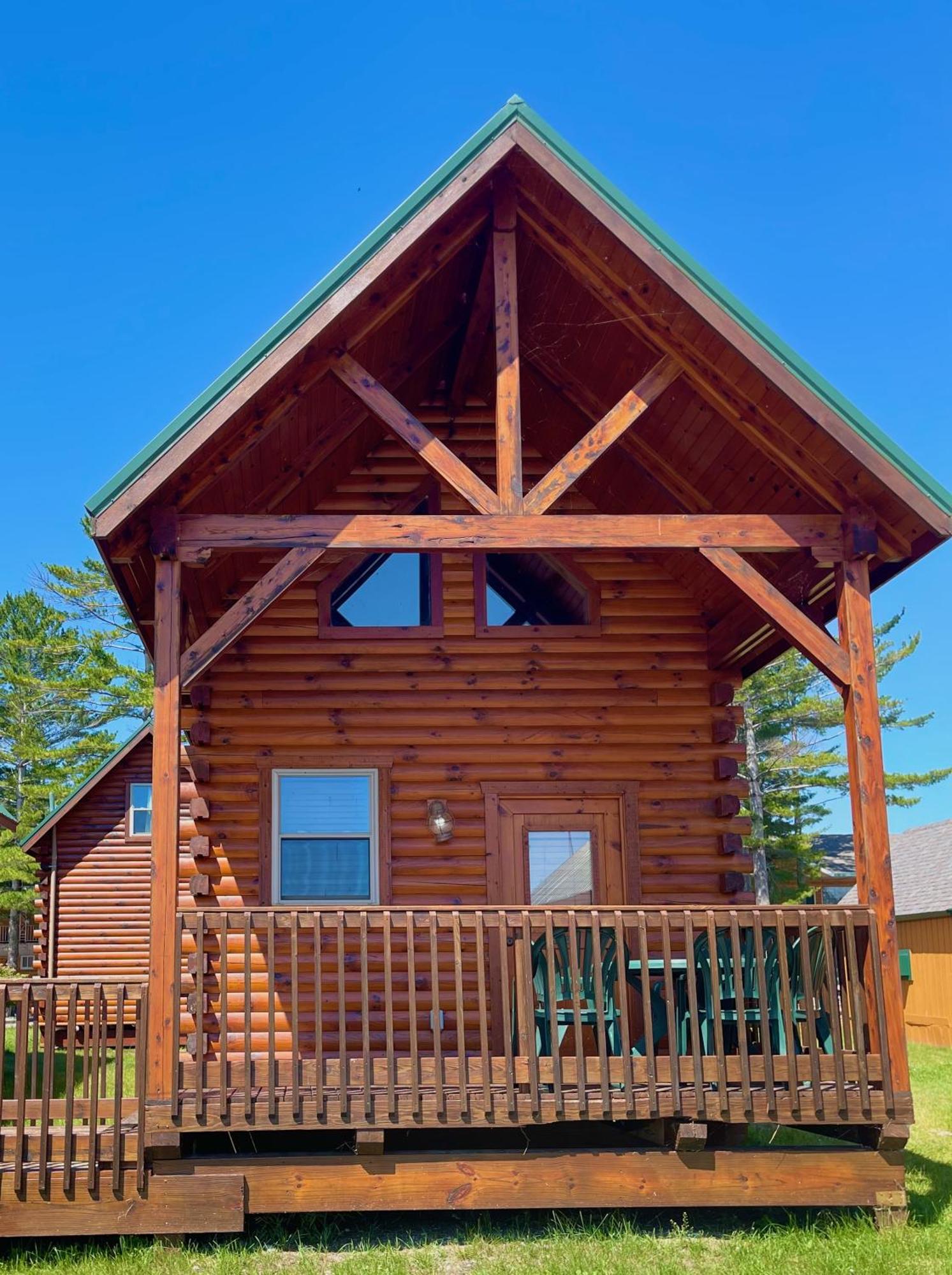 Cabins Of Mackinac & Lodge Mackinaw City Exteriör bild