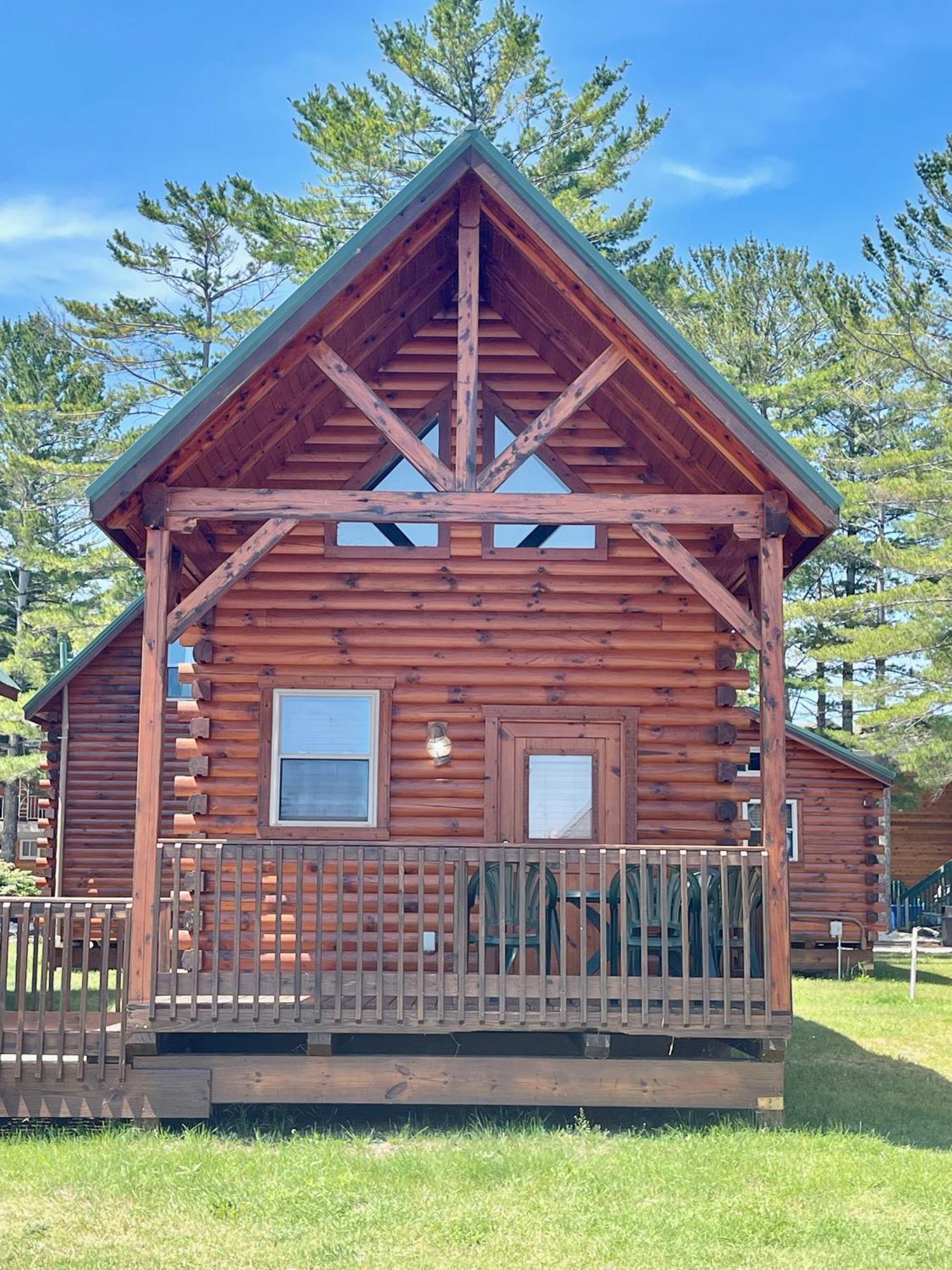 Cabins Of Mackinac & Lodge Mackinaw City Exteriör bild