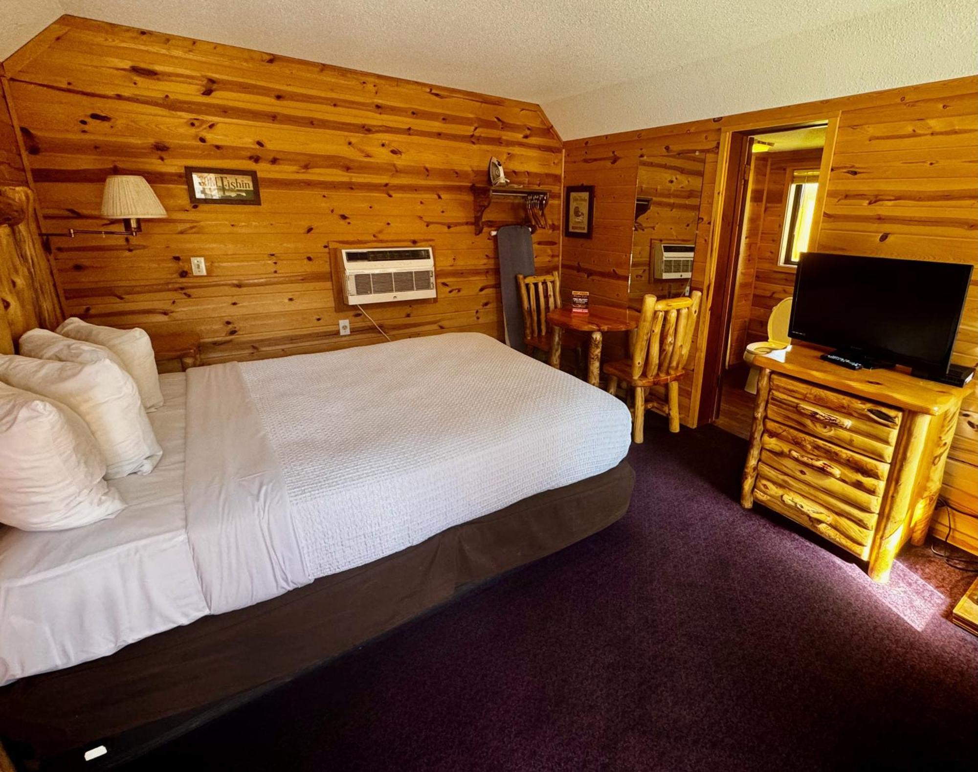 Cabins Of Mackinac & Lodge Mackinaw City Exteriör bild