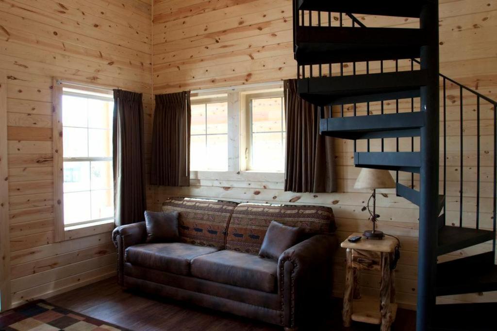 Cabins Of Mackinac & Lodge Mackinaw City Exteriör bild